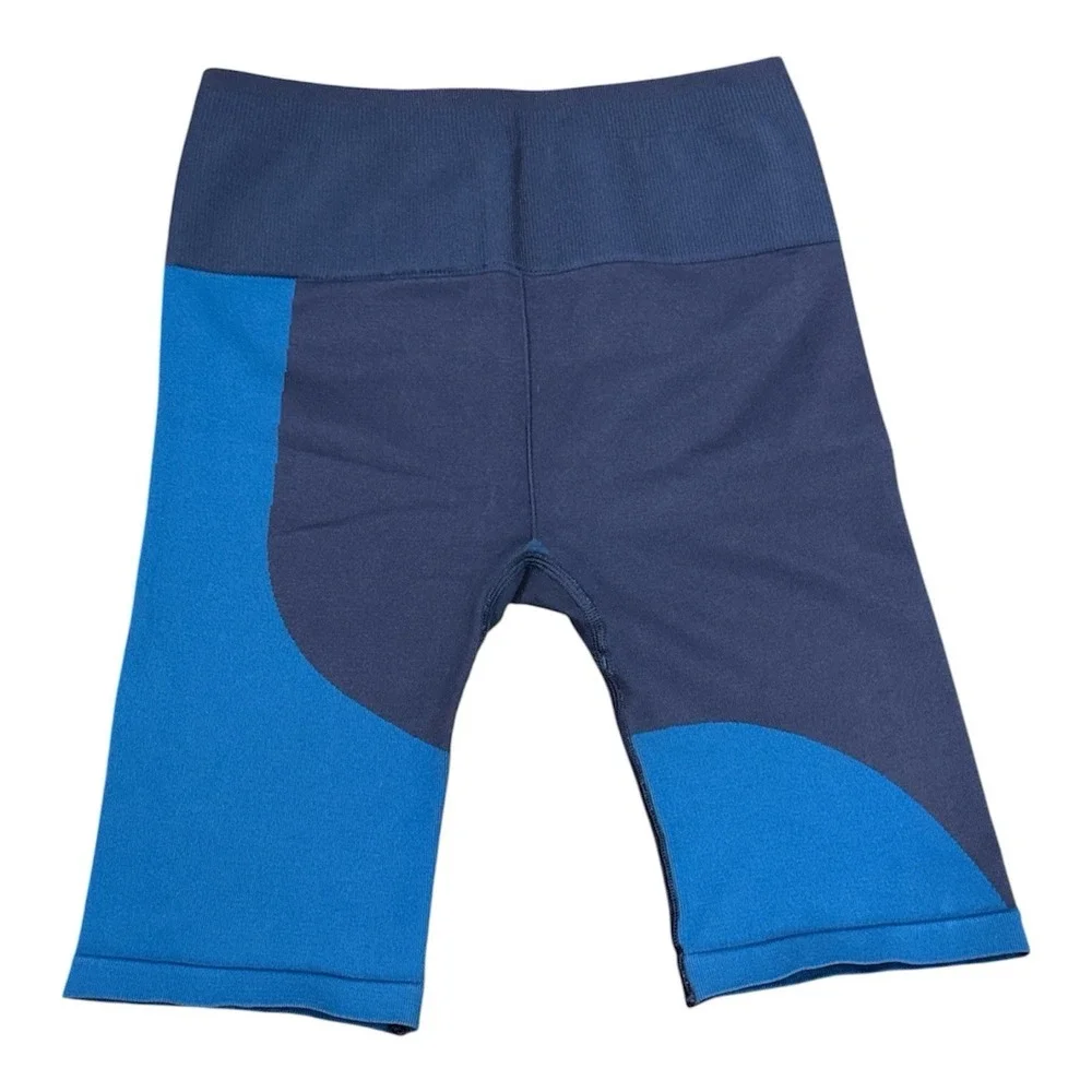 Women's Fabletics High Waisted Seamless Block Shorts Two Tone Blues